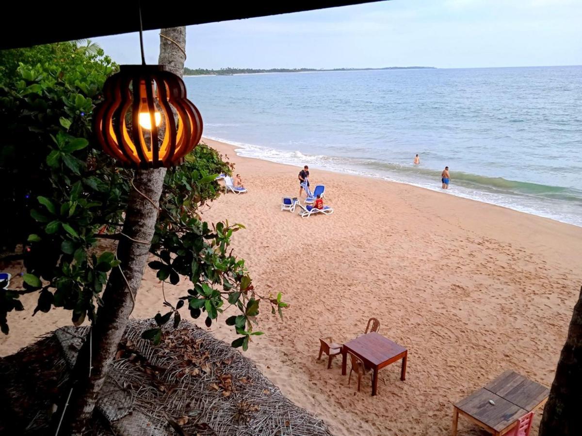 Lucky Sea Beach Hotel Tangalle Ngoại thất bức ảnh